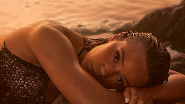 Olivia Ponton was photographed by Amanda Pratt in Dominica.